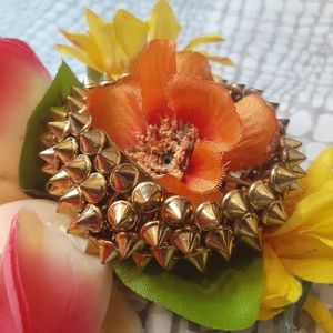💖BUY 1 GET 1 FREE💖Stretchy Spike Bracelet
